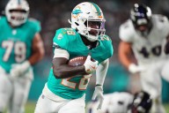 Lamar Jackson torches Miami with 4 TD passes in return from injury and Ravens rout Dolphins 28