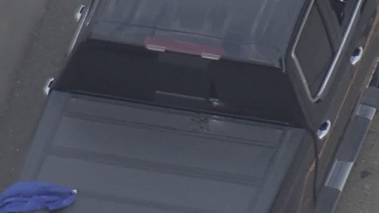 LIVE: 1 detained after Highway 24 shooting in East Bay