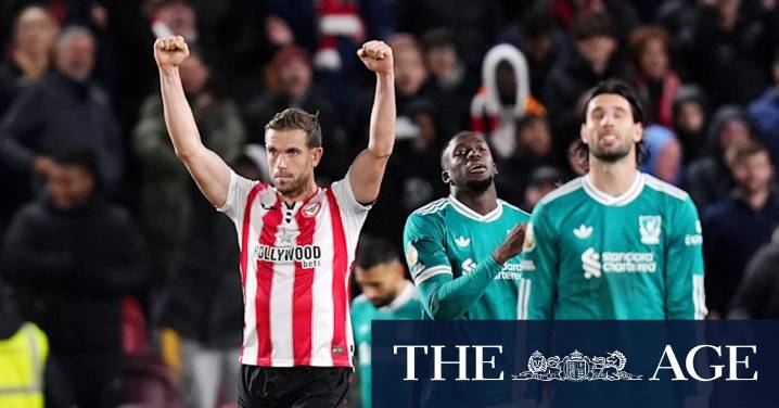 English Premier League recap: Liverpool cop fourth straight loss; Sunderland stun Chelsea; Man United make it three in a row