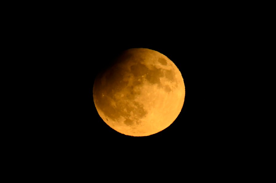 Supermoon: Largest moon of 2025 to shine in California amid meteor shower