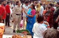 MP News: Contrasting Scenes In Indore And Bhopal, Street Vendors Allowed In One City But Evicted In Another Ahead Of Diwali