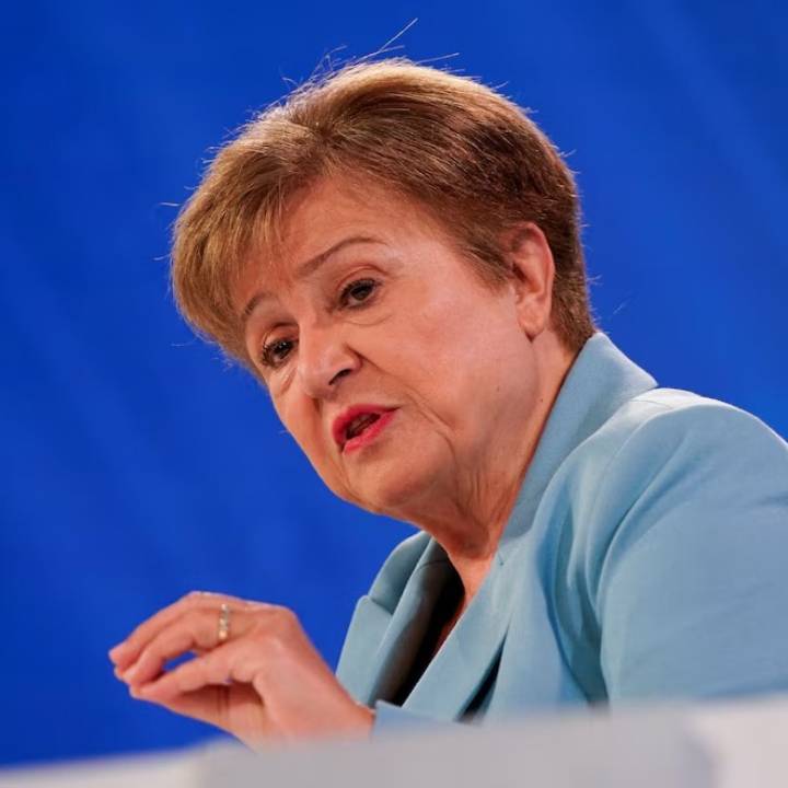 Inflación y dólar: por qué las proyecciones del FMI pueden anticipar una modificación en el esquema cambiario