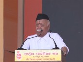 RSS Chief Mohan Bhagwat Urges Swadeshi and Global Unity in Vijaydashmi Address