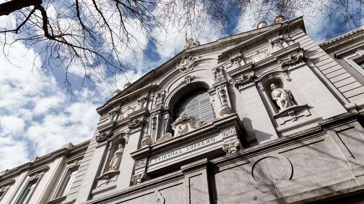 El permiso de paternidad rige aunque se reconozca al hijo tras dos años