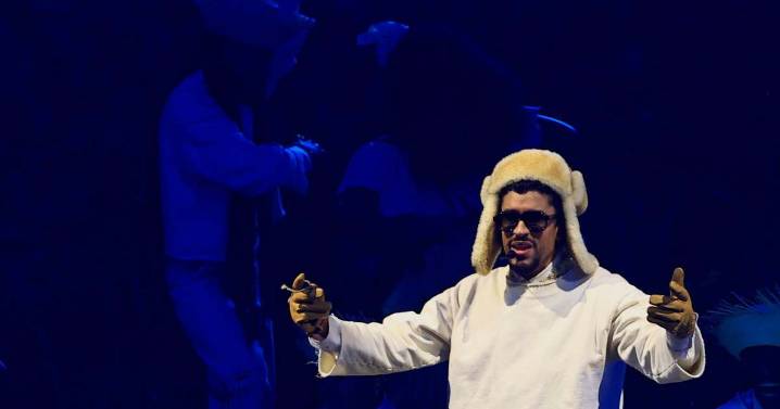 Bad Bunny responde a la polémica por el Super Bowl: "nuestra huella no la podrán borrar"