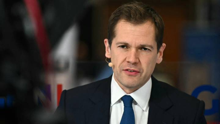 Robert Jenrick defends saying he has not ‘seen another white face’ in Birmingham as he condemns lack of integration