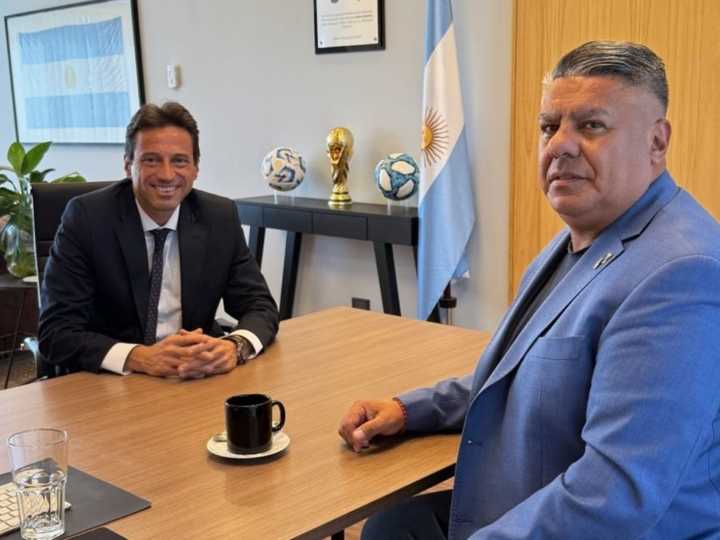 San Lorenzo: Tapia recibió a Moretti y más dirigentes en la AFA, exigió unidad y dejó un ultimátum, en una reunión que arrancó con escándalo