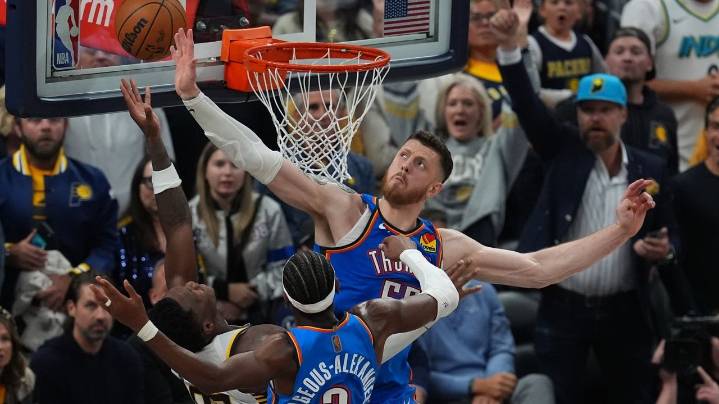 League MVP Shai Gilgeous-Alexander continues torrid start by leading Thunder to another 2 OT win