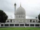 Hazratbal in the Collective Memory, Three Decades On