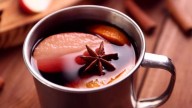 La receta definitiva y más deliciosa para preparar vino caliente y disfrutar de los días fríos del fin de semana