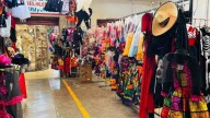 Comerciantes se preparan para Halloween y Día de Muertos
