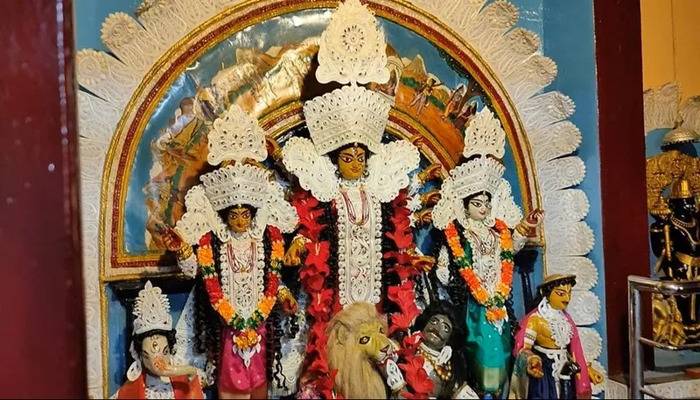 “I want to stay in Kashi”: When Goddess Durga refused to leave Varanasi 260 years ago — Read about the ancient tradition wherein the same idol is worshipped every year