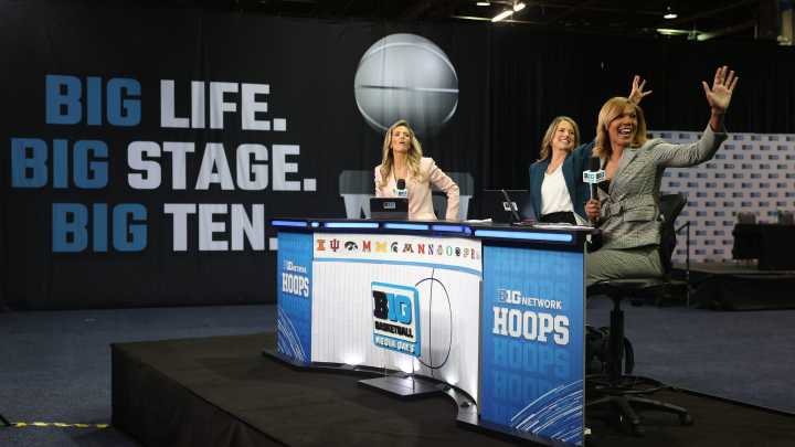 See best photos from Big Ten's women's basketball stars, coaches at media days