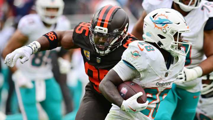 What did Myles Garrett say after Browns blew out Dolphins?