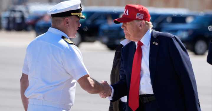 Trump celebrates the Navy's 250th anniversary in the midst of the shutdown