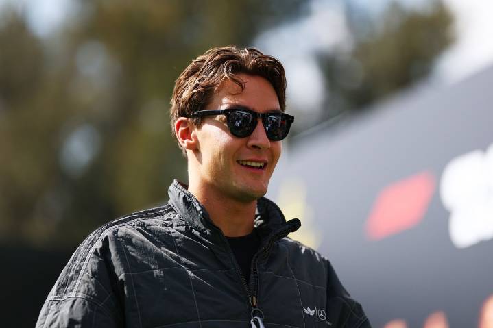 Mercedes: George Russell "hung out to dry" after Mexico GP chaos