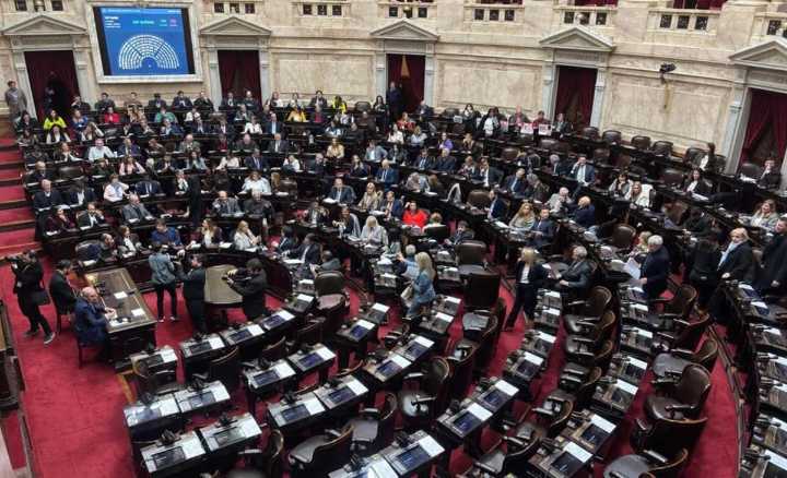 Otra derrota de Milei: Diputados convirtió en ley el proyecto de reforma de DNU