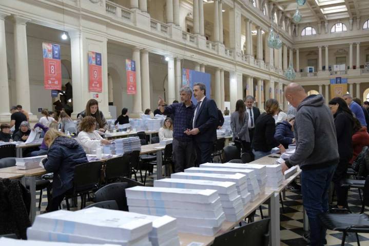 El Gobierno apeló: insiste con el reemplazo de Espert por Santilli en las boletas