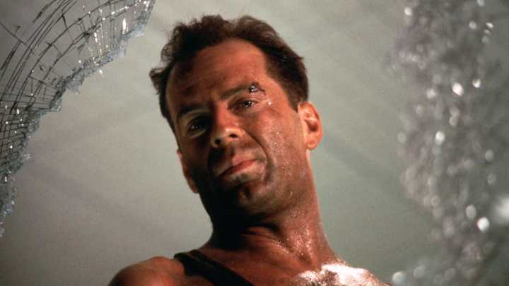 Bruce Willis pasa a la acción: ¡La tercera entrega de 'La Jungla de Cristal' se une a la 1 y 2 en RTVE Play!