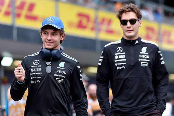 Mercedes renueva a George Russell y Kimi Antonelli para la temporada 2026 de la Fórmula 1