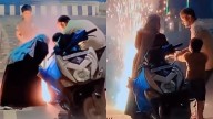 Muslim Family Secretly Celebrates Diwali On The Streets, Viral Video Melts Internet Heart