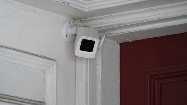 Saskatoon family wants city hall action to protect privacy from security cameras