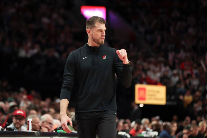 Blazers beat Warriors 139-119 in Splitter’s debut as interim coach