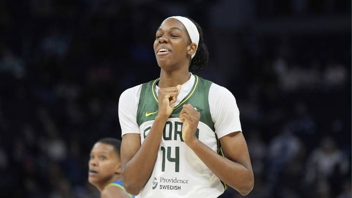 Malonga joins Unrivaled league after leaving Turkey's Fenerbahce