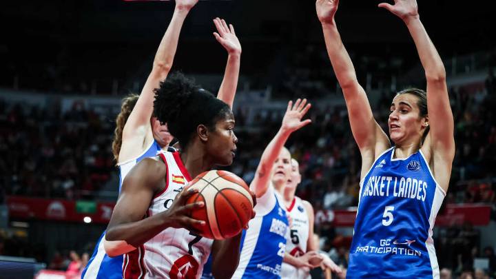 Casademont Zaragoza rema para quedarse en la orilla ante Landes