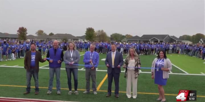 Sunrise Middle School unveils improved athletic field with new turf