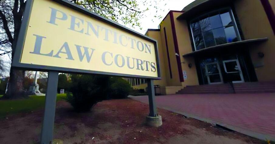 Penticton man sent to jail for pulling knife on bylaw officer
