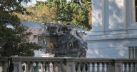 White House begins demolishing part of East Wing to build ballroom