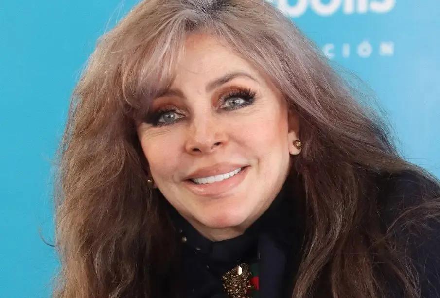 Verónica Castro es captada usando oxígeno y silla de ruedas; estalla al oír de Yolanda Andrade
