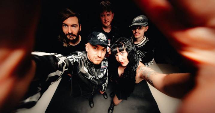 downcast announce new EP, drop title