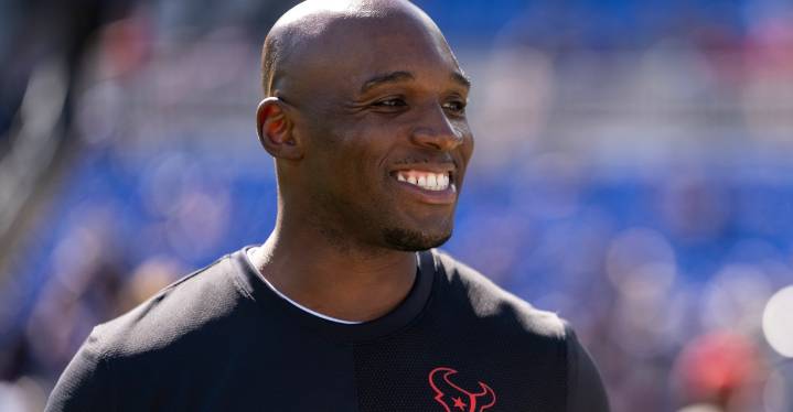 Monday Night Football thread: Here’s to DeMeco Ryans shutting down the Seahawks