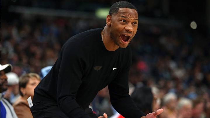 Pelicans HC Willie Green started DeAndre Jordan vs. Nikola Jokic in 2025. Just fire him already!