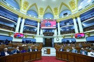 Casi todas las bancadas del Congreso se unen a la moción de vacancia presidencial