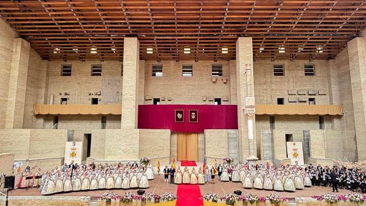 Así ha sido el adiós de las Falleras Mayores de Comunitat Valenciana en Sagunt