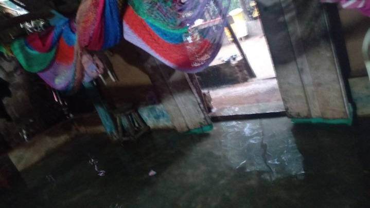 Lluvias en Tihosuco dejan calles y viviendas inundadas