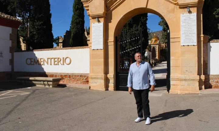 Arranca el dispositivo especial de Todos los Santos en los 15 cementerios de Lorca