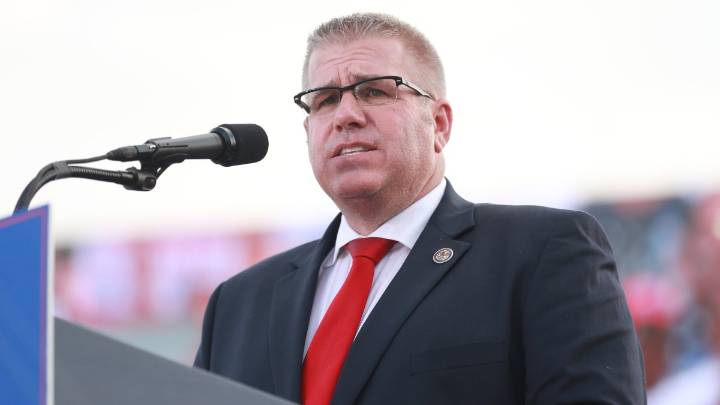 4 members of Illinois politician Darren Bailey's family killed in helicopter crash