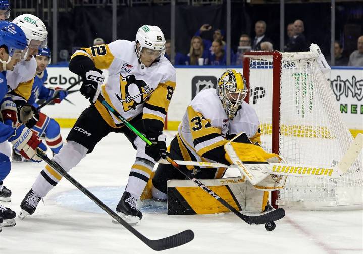 Arturs Silovs passed his first Penguins test, thanks in part to a solid, teamwide defensive effort