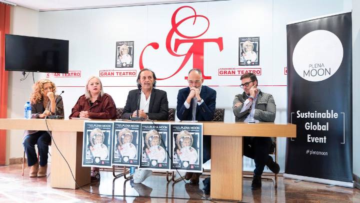 José León Guzmán, promotor de Plena Moon en Cáceres: "Queremos mantener viva la conciencia medioambiental que inspira la luna, porque ella no tiene 'haters"