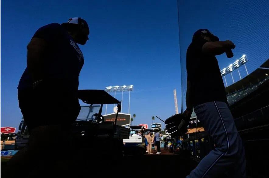 Fans to cheer on Blue Jays from afar as team looks to take World Series lead in L.A.