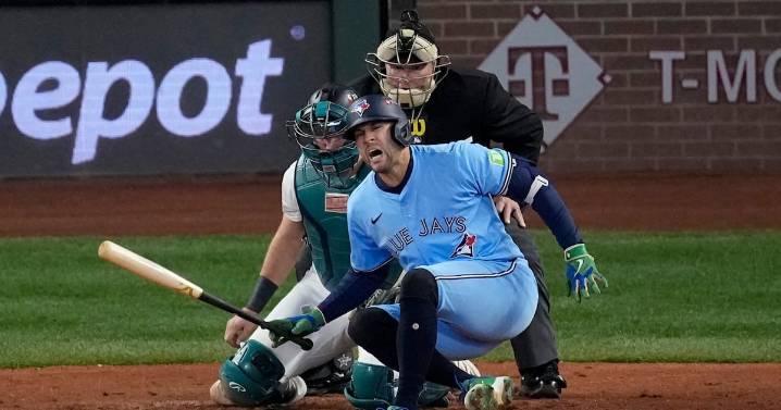 ALCS Game 6: Blue Jays' Springer 'feeling better' after being hit by pitch