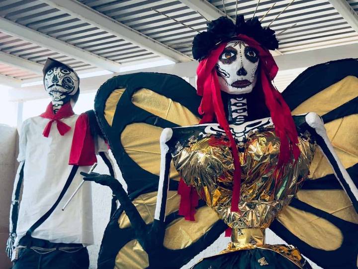 Elaboran catrinas artesanales en Cereso Femenil 1