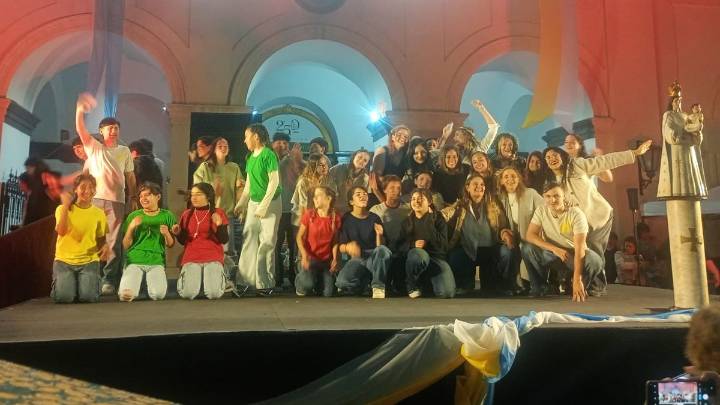 El Colegio Parroquial propuso un reencuentro con la identidad local