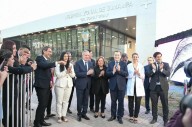 Zamora inauguró el nuevo edificio del hospital de Sumampa y entregó viviendas sociales