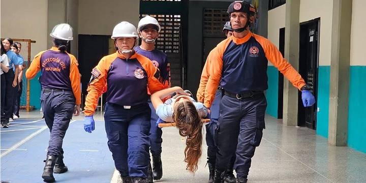 Impulsan cultura de prevención en colegios