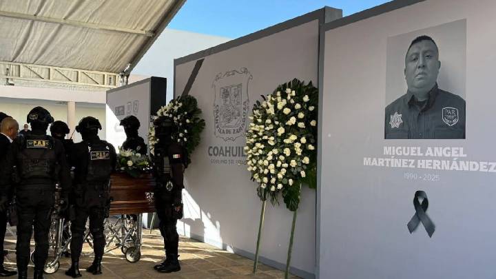 Rinden homenaje a “La Pluma”, policía que falleció al no resistir lesiones tras enfrentamiento en Coahuila